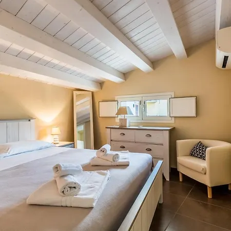 Modica For Family - Rooms And Apartments Exterior photo
