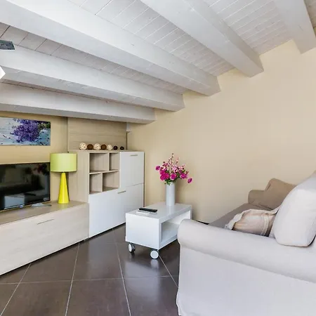 Modica For Family - Rooms And Apartments Exterior photo