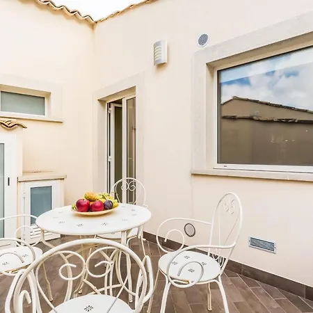 Modica For Family - Rooms And Apartments Exterior photo